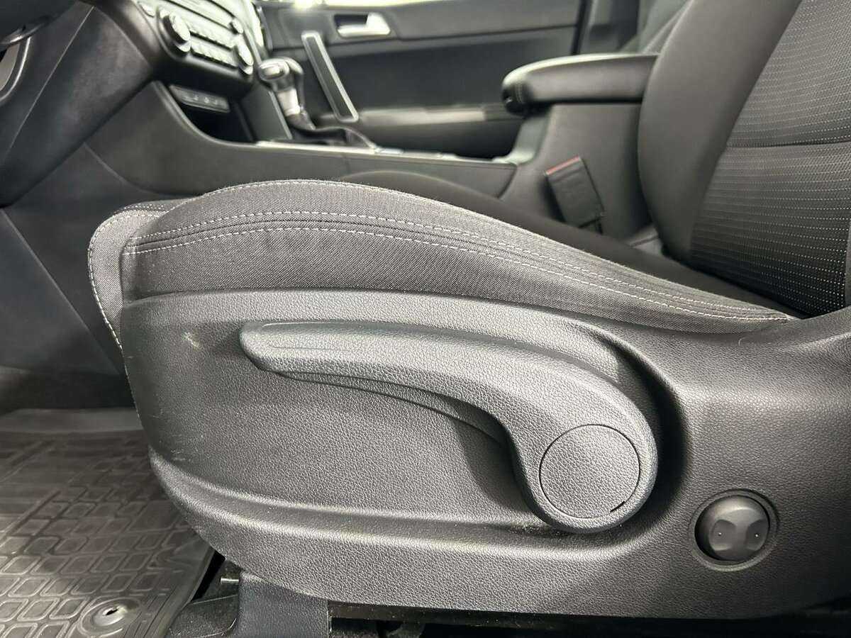 Купить Kia Sportage с пробегом. Фото: #9