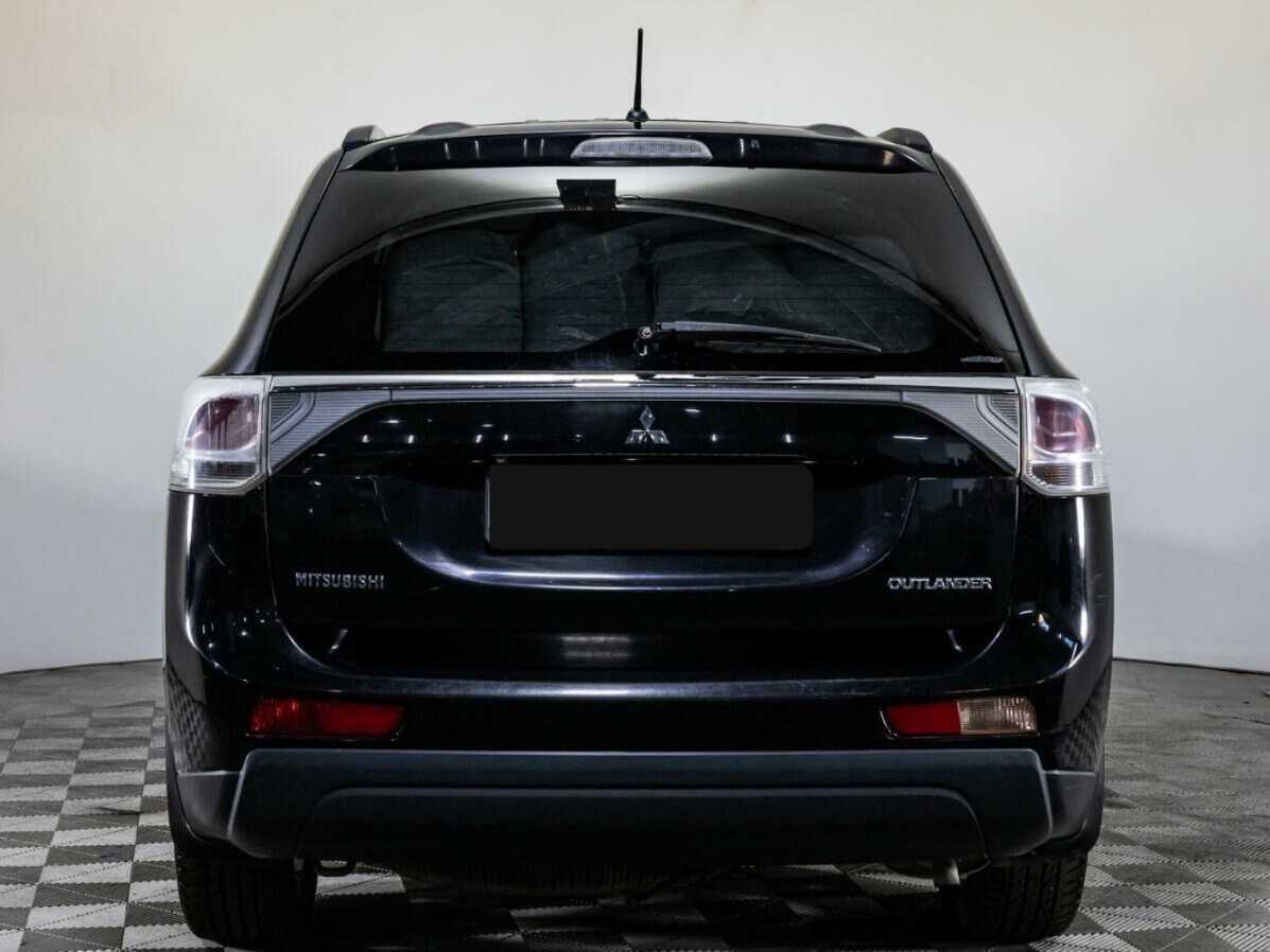 Купить Mitsubishi Outlander с пробегом. Фото: #5
