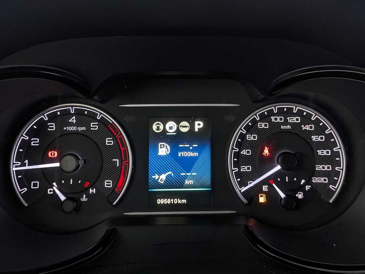 Купить Dongfeng AX7 с пробегом. Фото: #15