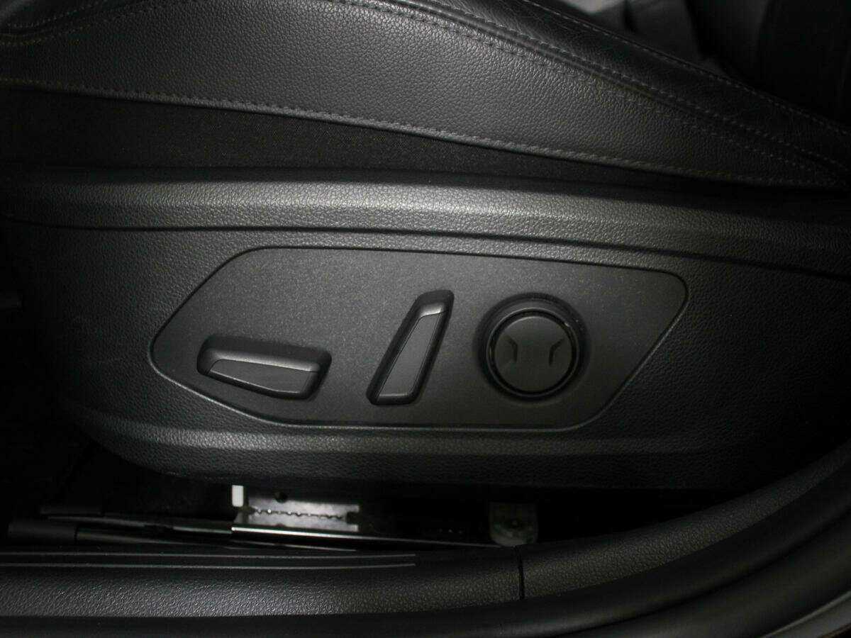 Купить Kia K5 с пробегом. Фото: #14