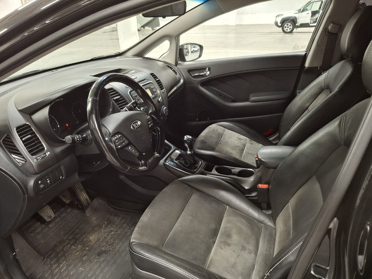 Купить Kia Cerato с пробегом. Фото: #14