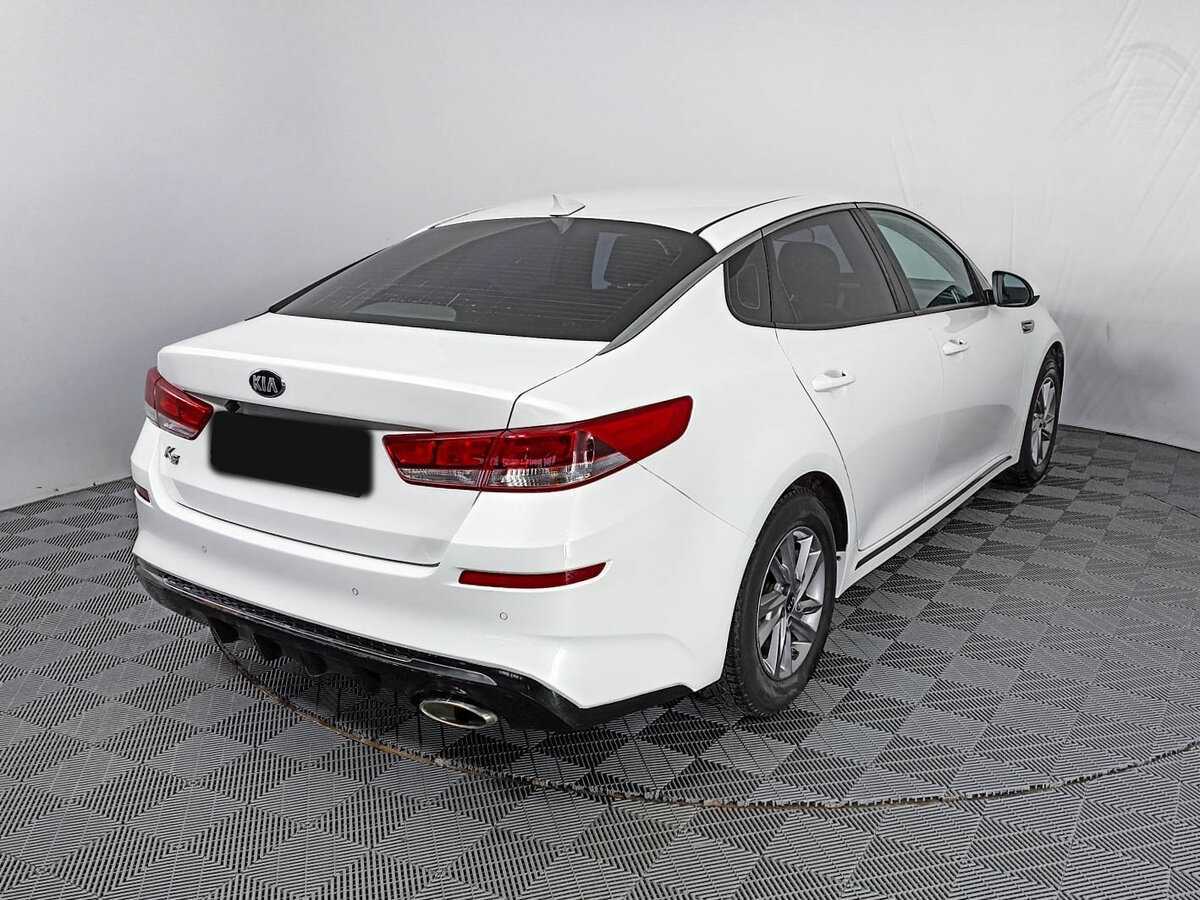 Купить Kia K5 с пробегом. Фото: #4