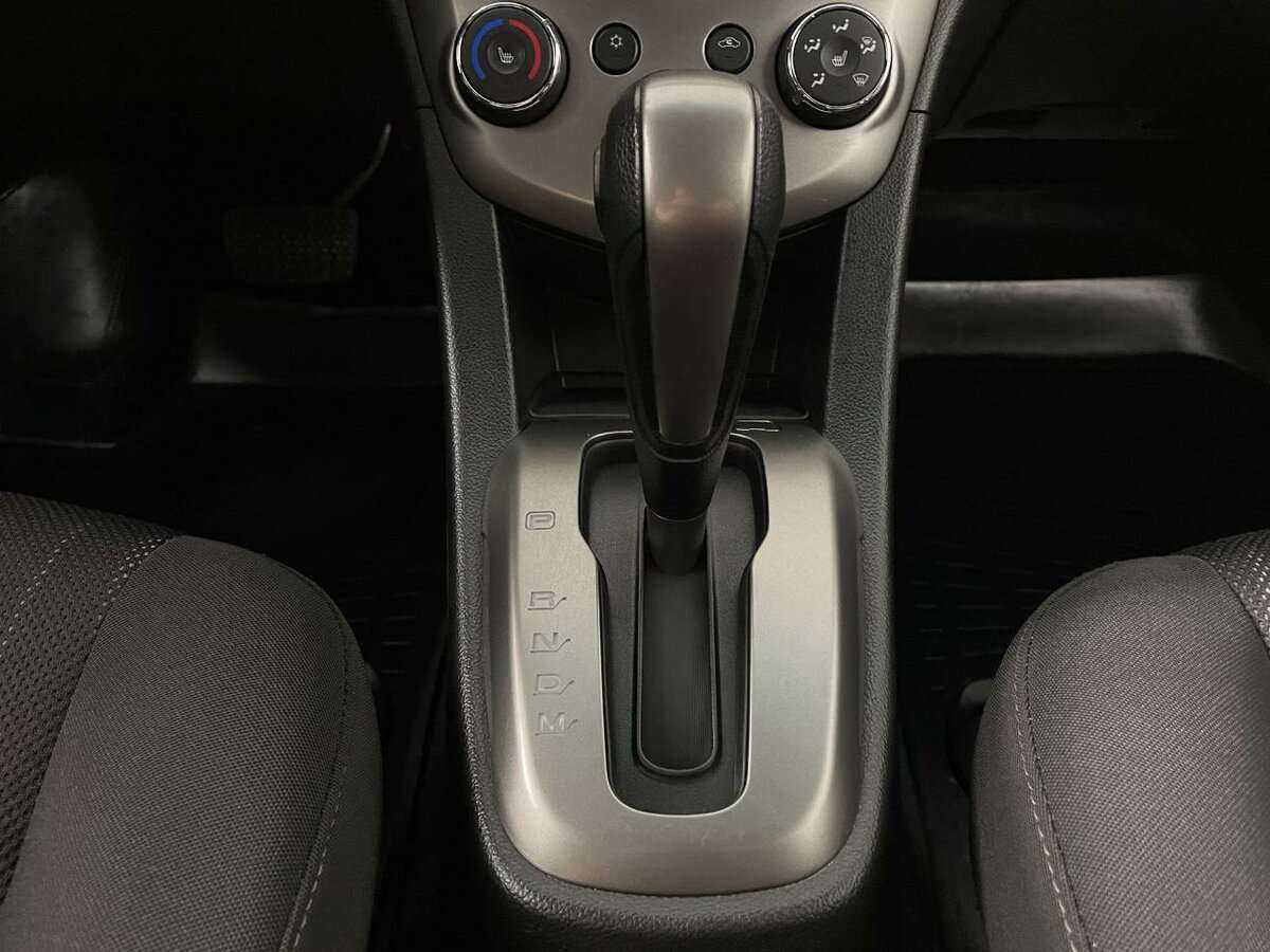 Купить Chevrolet Aveo с пробегом. Фото: #10