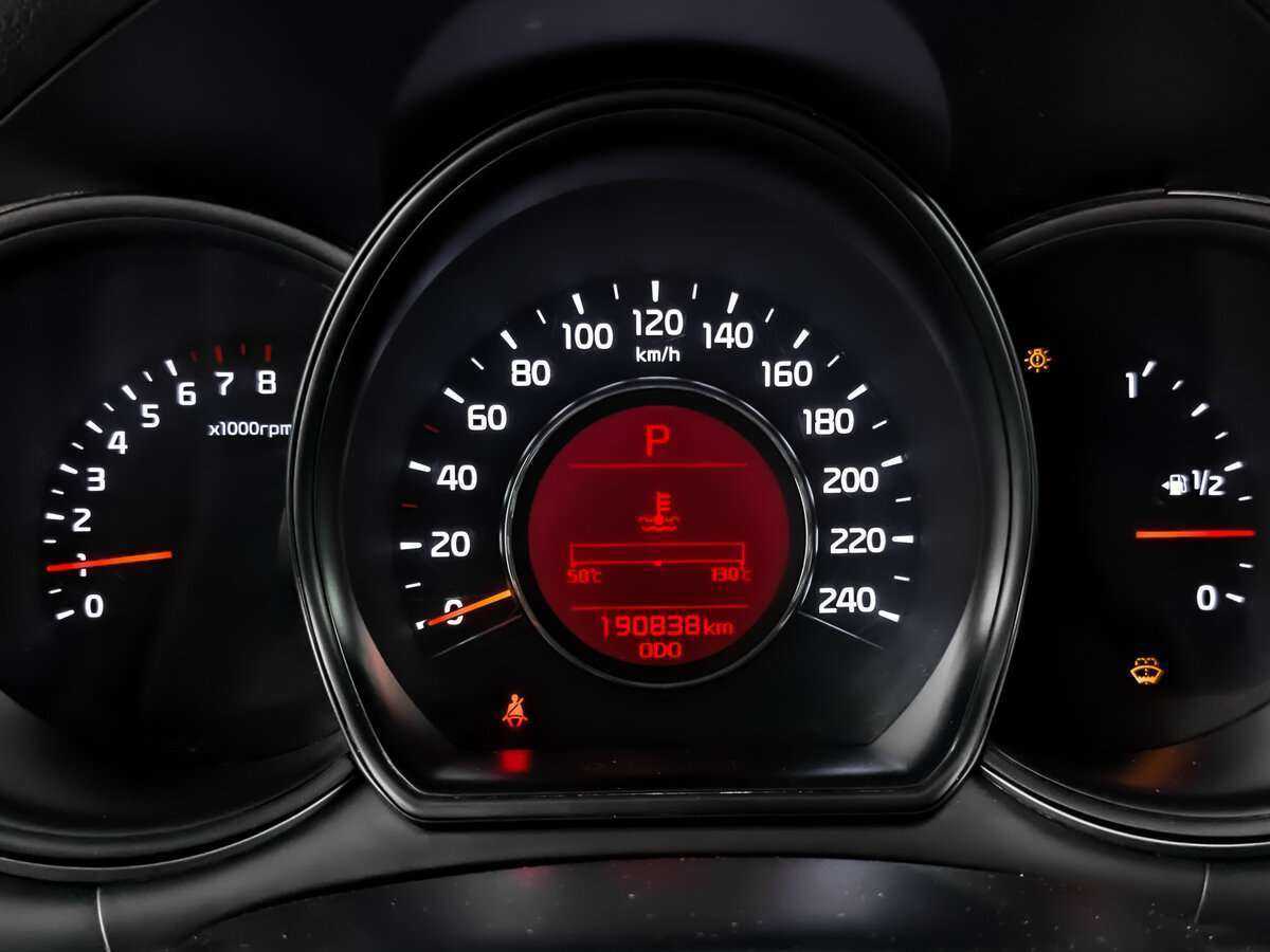 Купить Kia Ceed с пробегом. Фото: #10