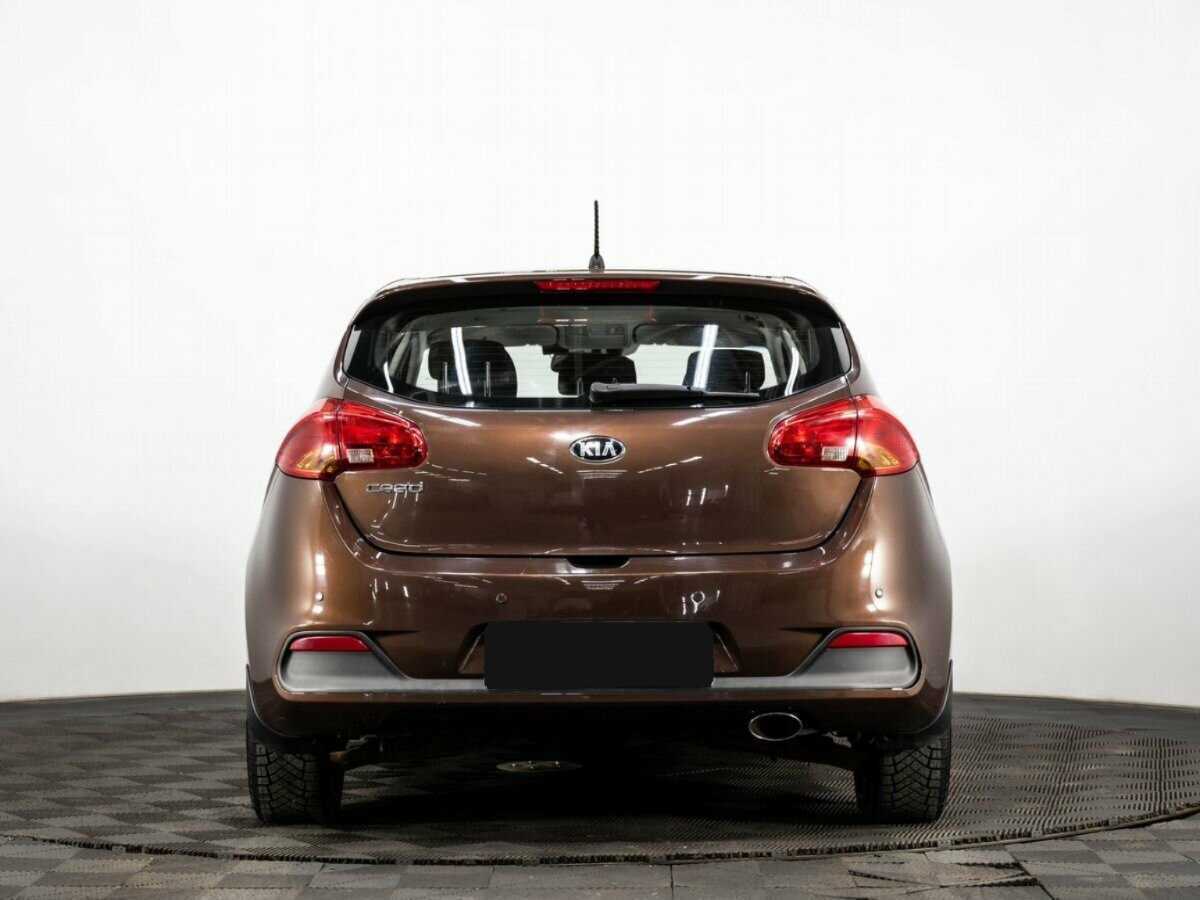 Купить Kia Ceed с пробегом. Фото: #4