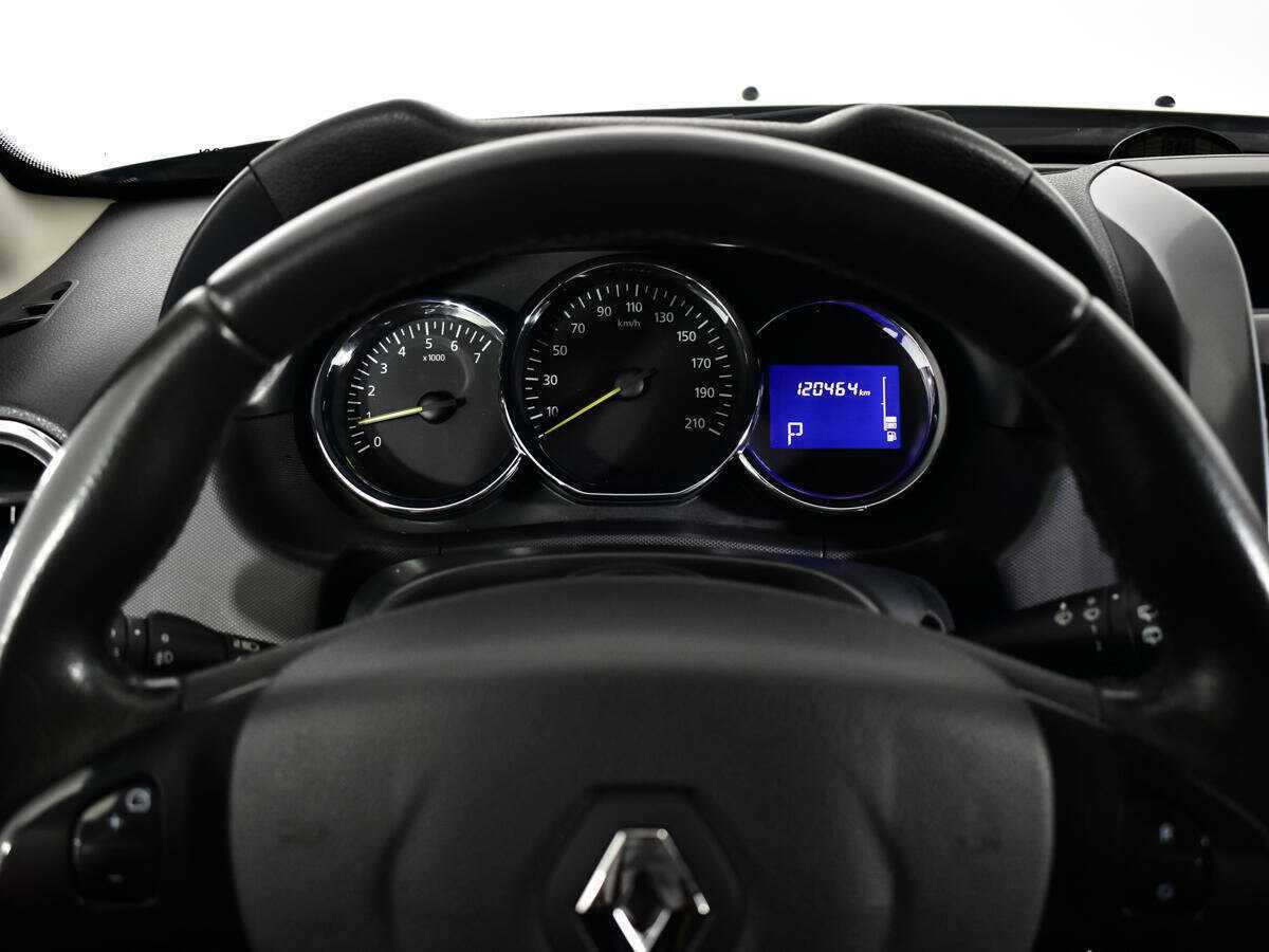 Купить Renault Duster с пробегом. Фото: #10
