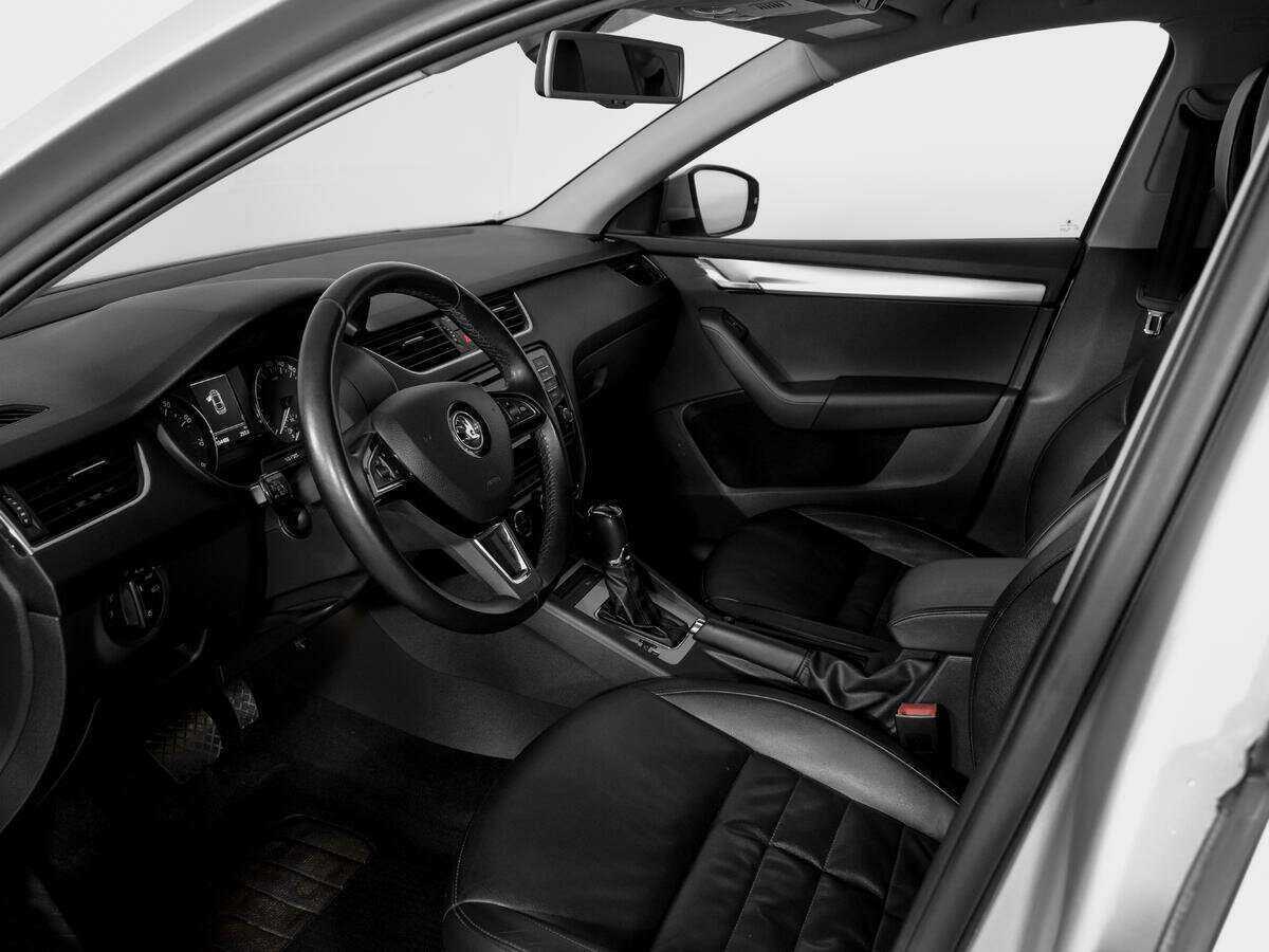 Купить Skoda Octavia с пробегом. Фото: #15