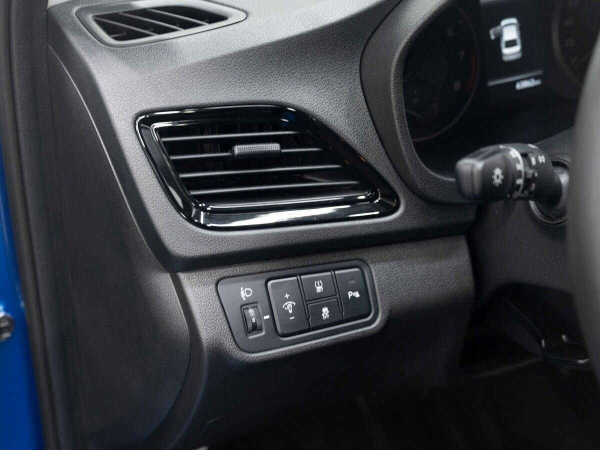 Купить Hyundai Solaris с пробегом. Фото: #19