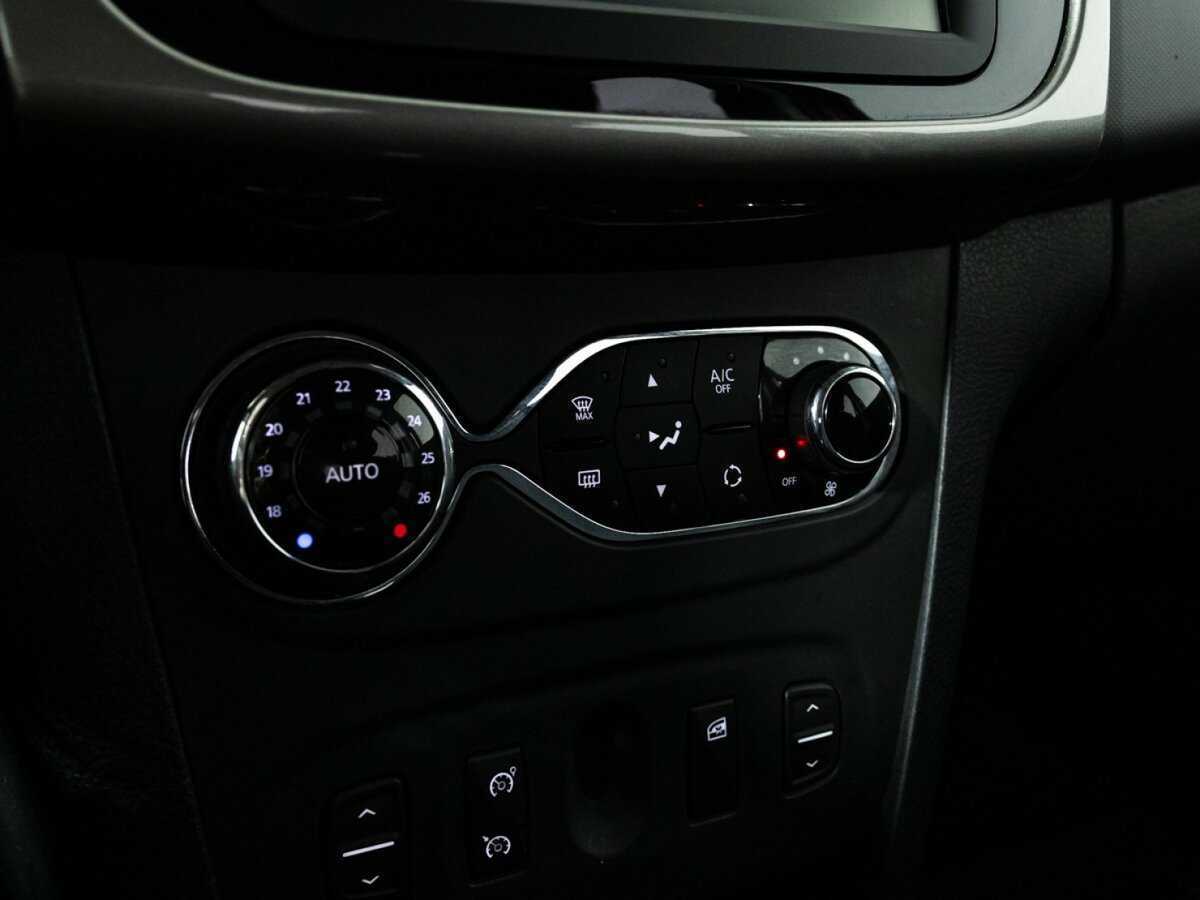 Купить Renault Sandero с пробегом. Фото: #15