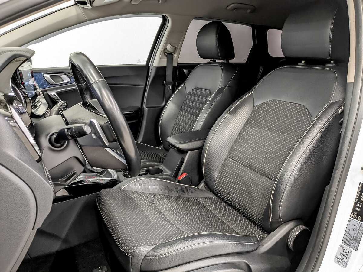 Купить Kia Ceed с пробегом. Фото: #18
