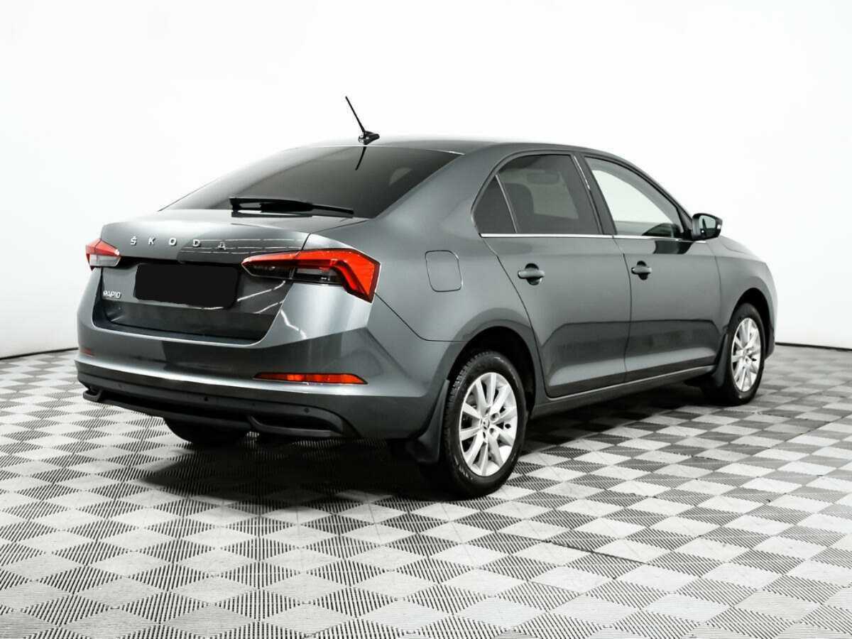 Купить Skoda Rapid с пробегом. Фото: #4
