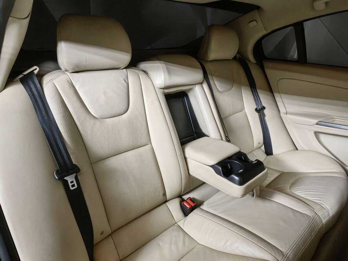 Купить Volvo S60 с пробегом. Фото: #12