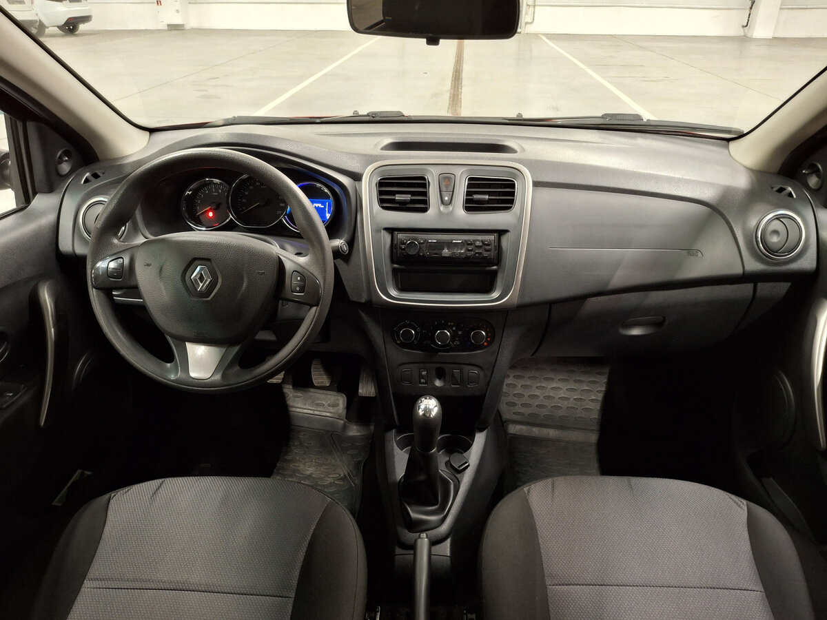 Купить Renault Sandero с пробегом. Фото: #13