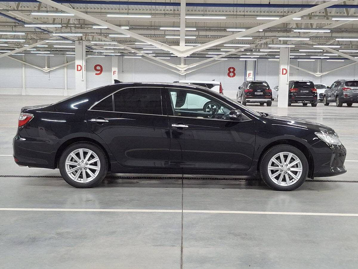 Купить Toyota Camry с пробегом. Фото: #3