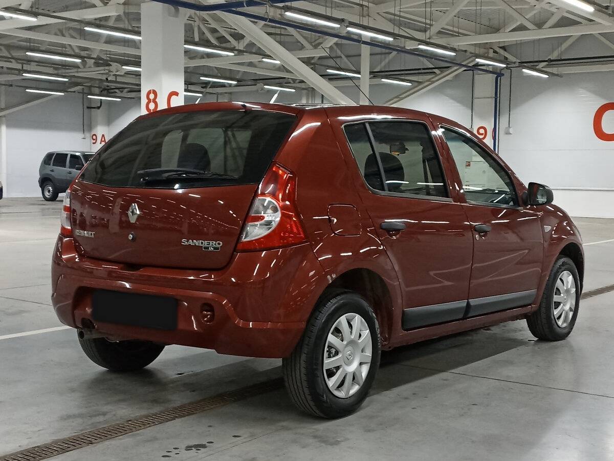 Купить Renault Sandero с пробегом. Фото: #4
