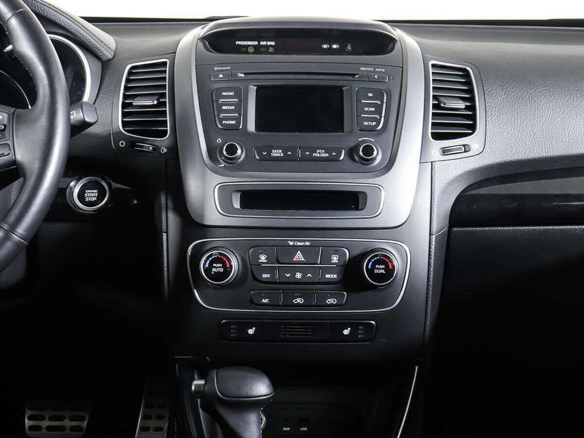 Купить Kia Sorento с пробегом. Фото: #10