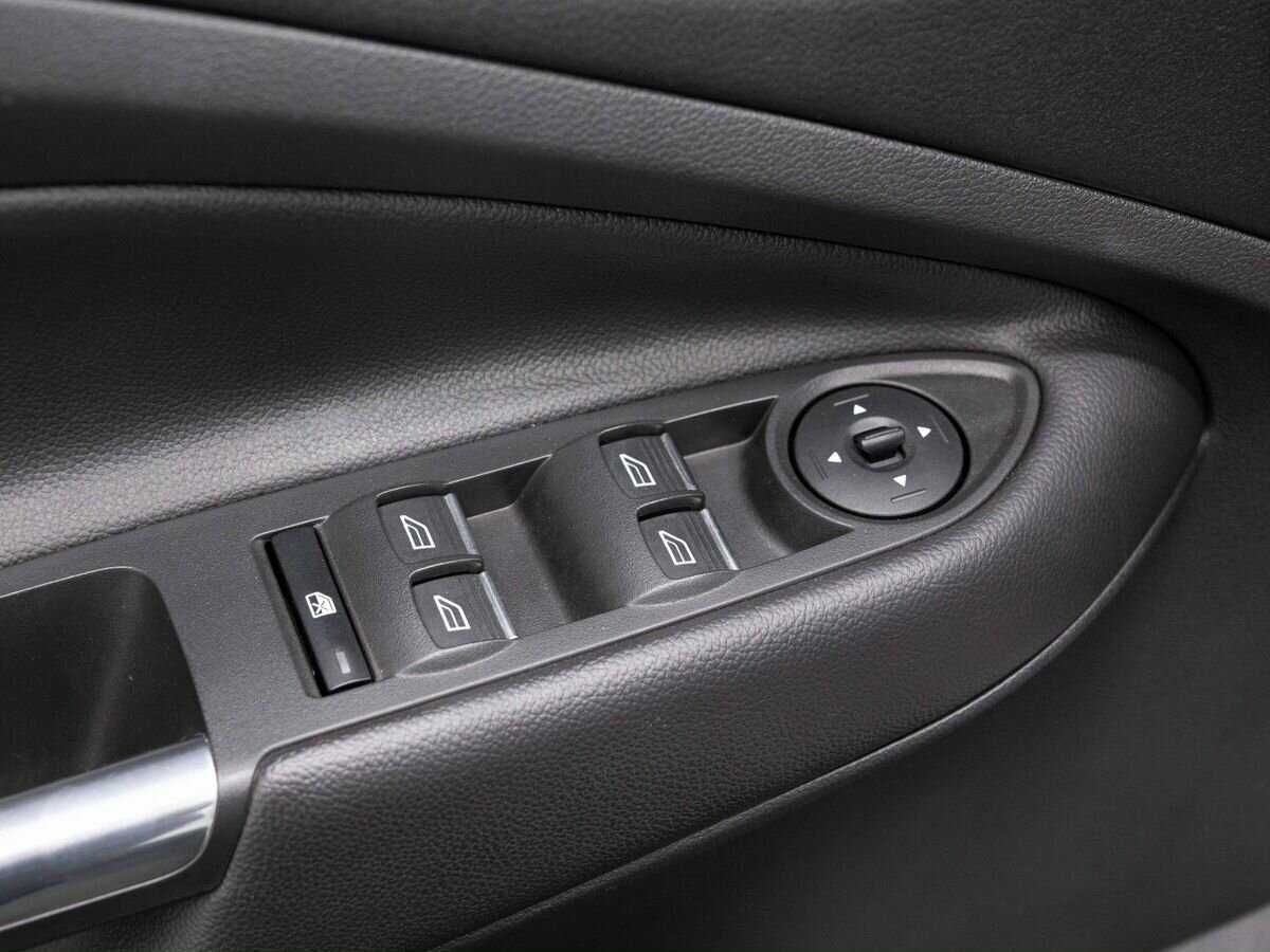 Купить Ford Kuga с пробегом. Фото: #18