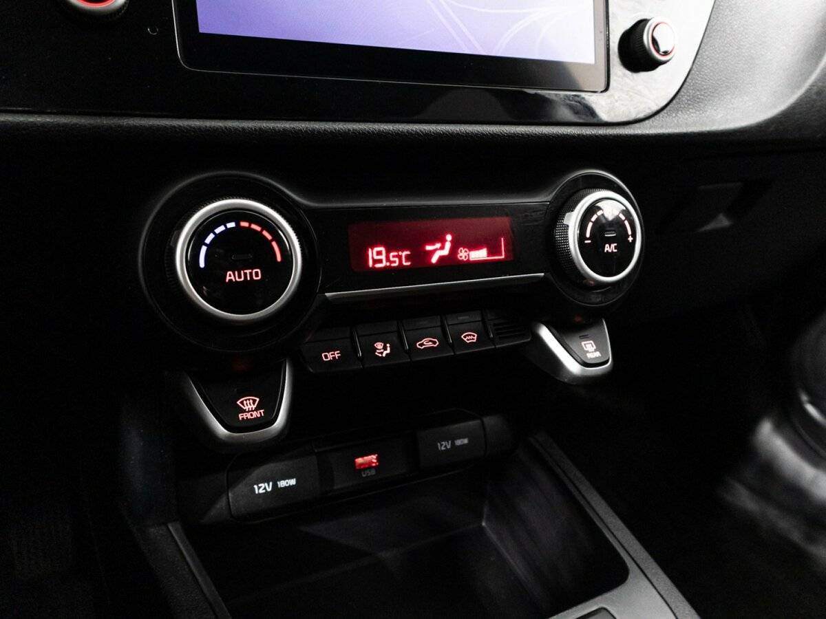 Купить Kia Rio с пробегом. Фото: #18