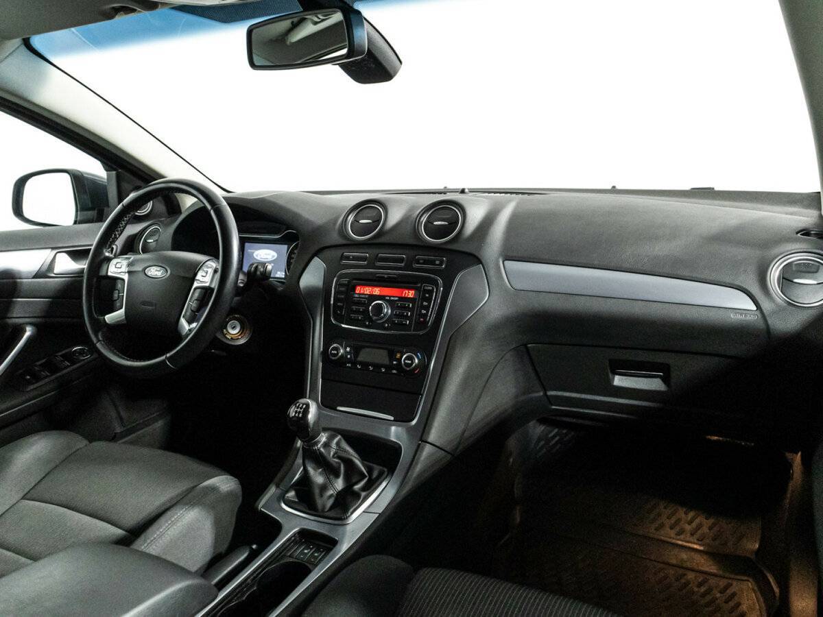 Купить Ford Mondeo с пробегом. Фото: #8