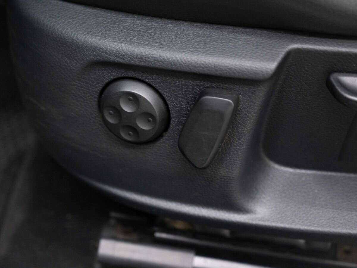 Купить Volkswagen Passat CC с пробегом. Фото: #16