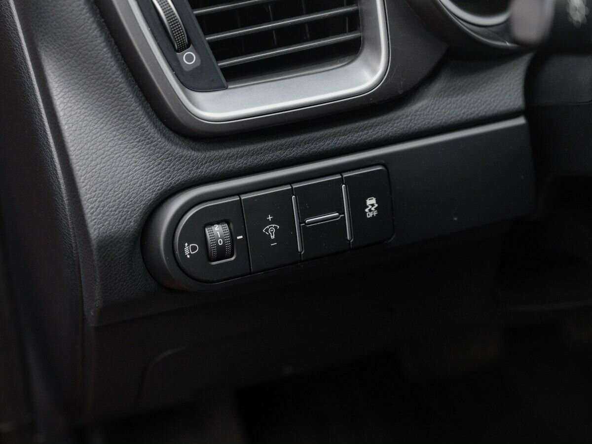 Купить Kia Ceed с пробегом. Фото: #18