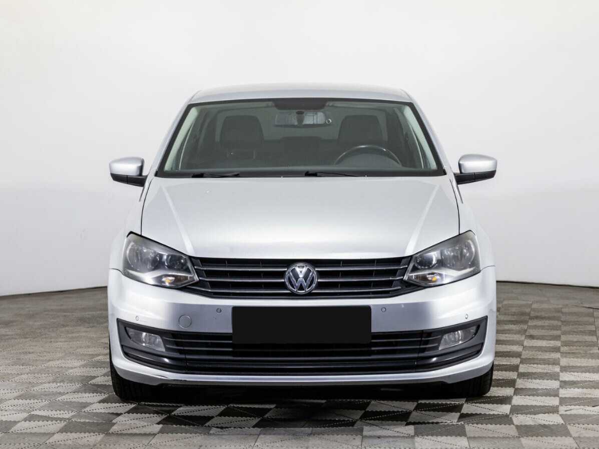 Купить Volkswagen Polo с пробегом. Фото: #1