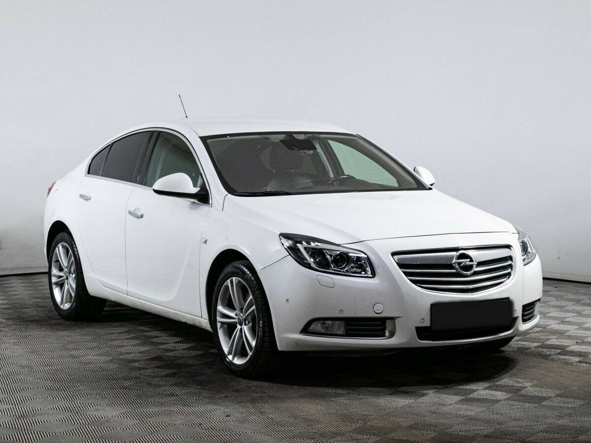 Купить Opel Insignia с пробегом. Фото: #2
