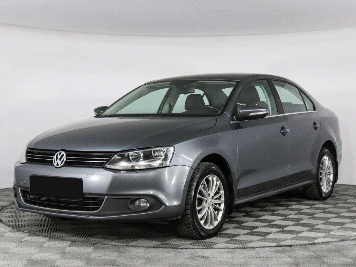 Купить Volkswagen Jetta с пробегом. Посмотреть фото