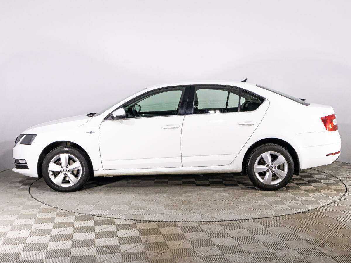 Купить Skoda Octavia с пробегом. Фото: #7