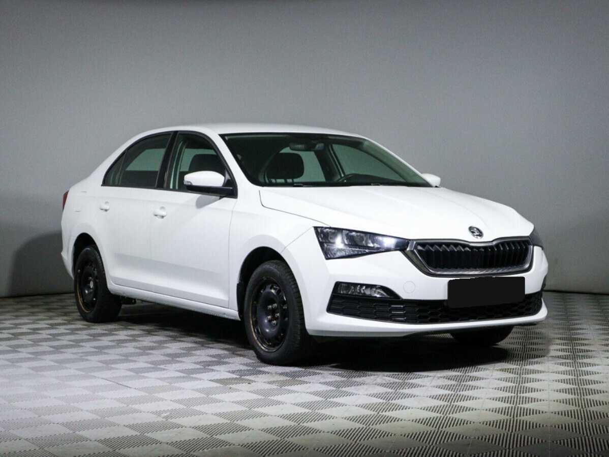 Купить Skoda Rapid с пробегом. Фото: #2