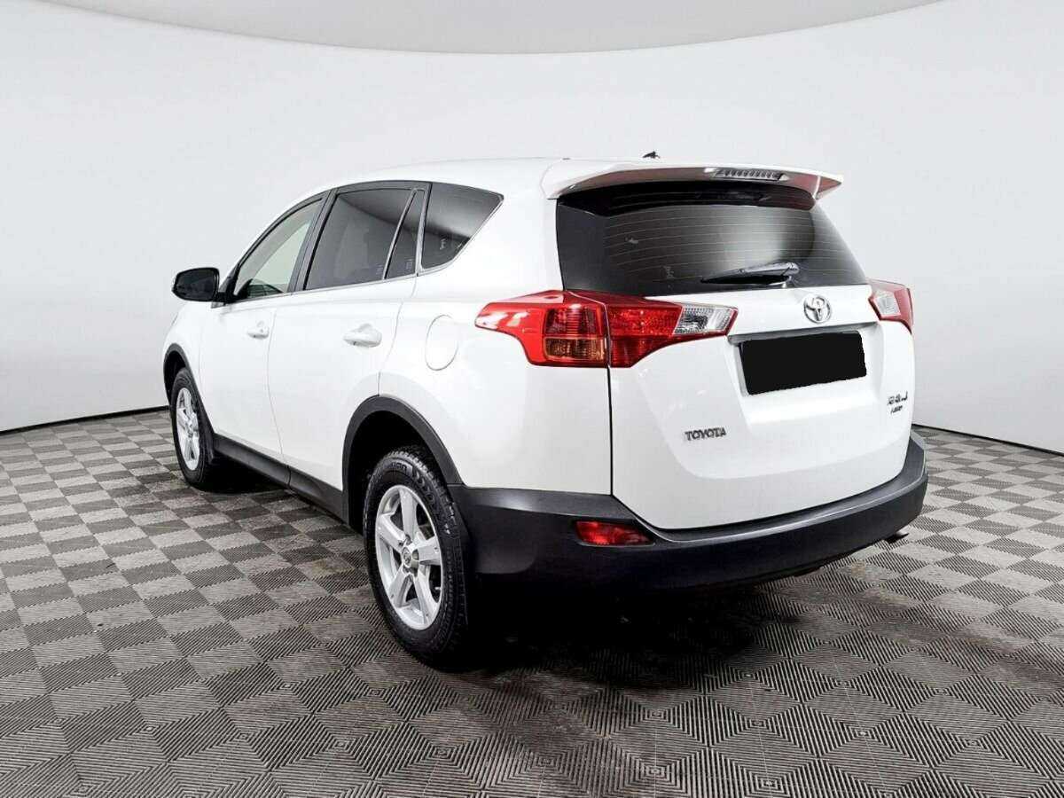 Купить Toyota RAV4 с пробегом. Фото: #6