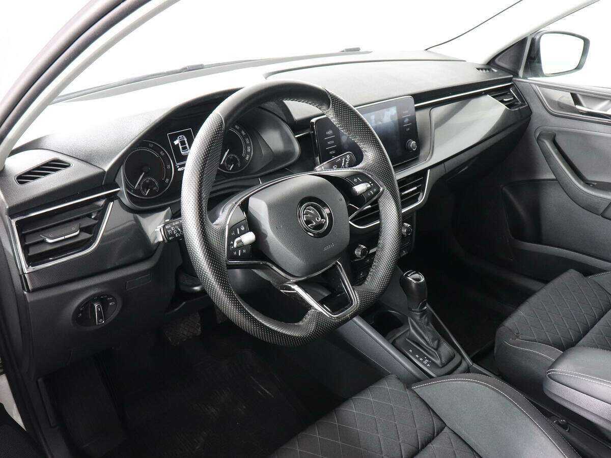 Купить Skoda Rapid с пробегом. Фото: #8