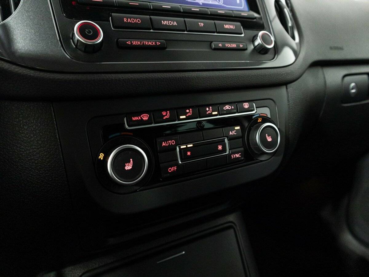 Купить Volkswagen Tiguan с пробегом. Фото: #15