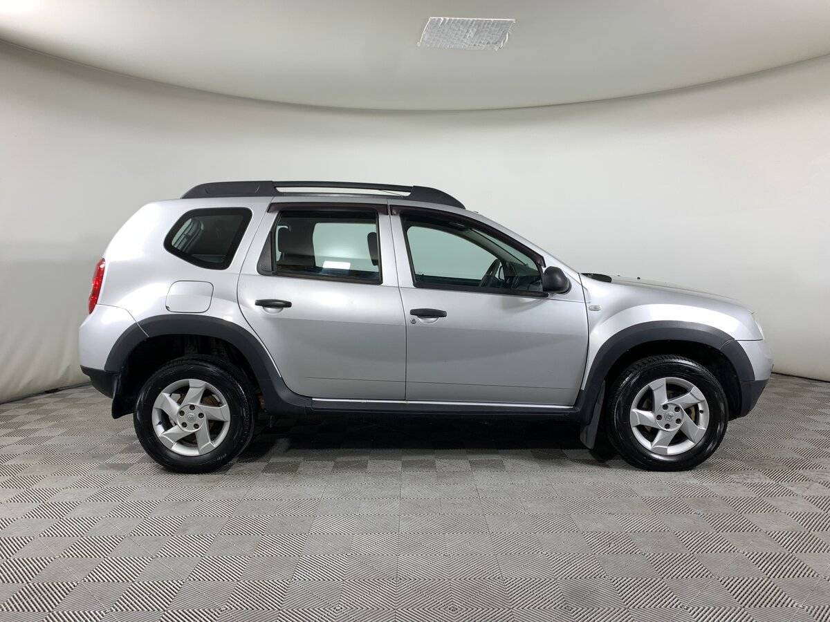 Купить Renault Duster с пробегом. Фото: #3