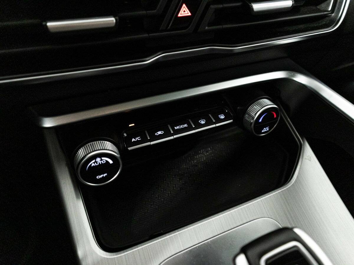 Купить Geely Coolray с пробегом. Фото: #19