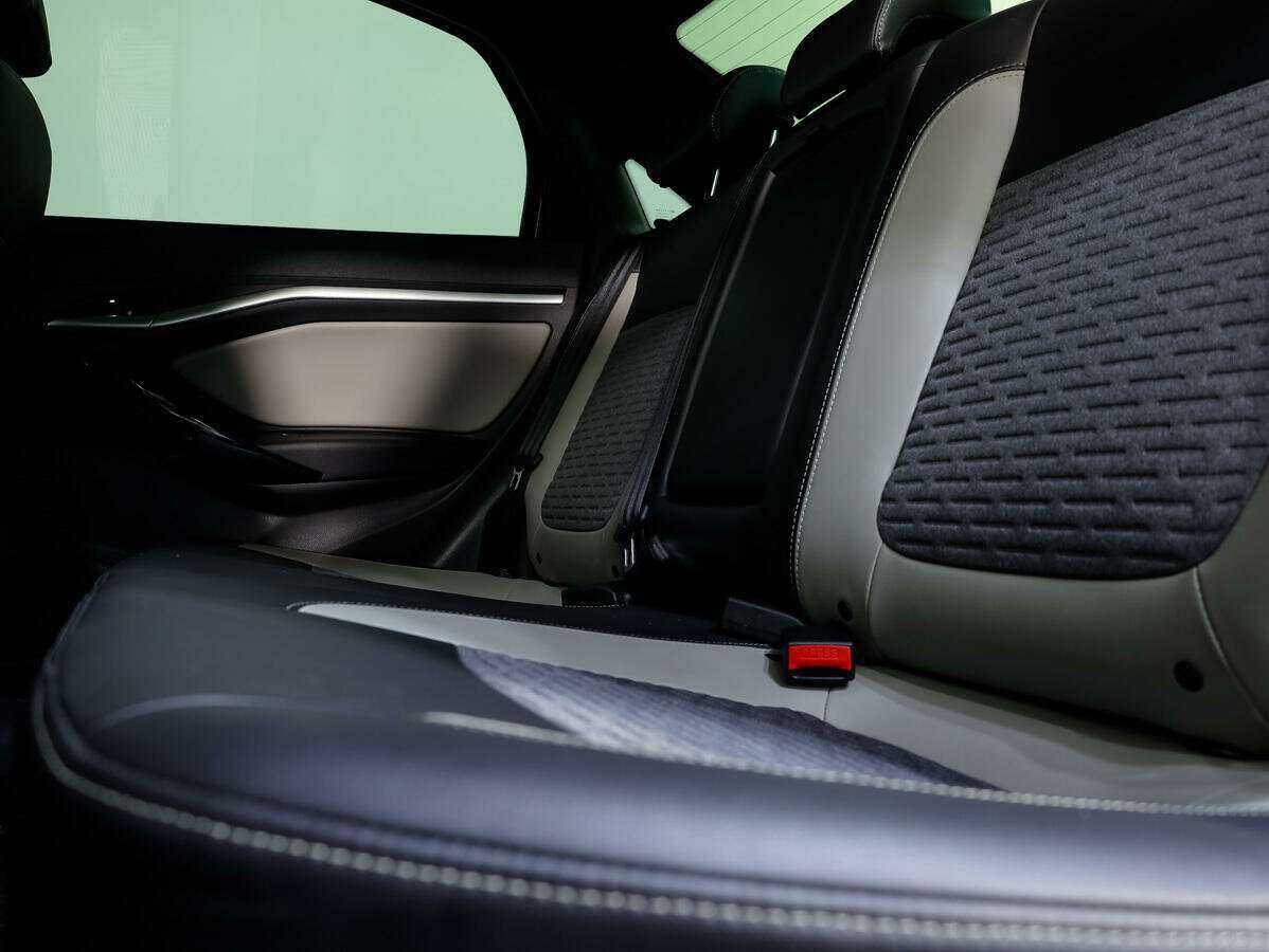 Купить Lada (ВАЗ) Vesta с пробегом. Фото: #12