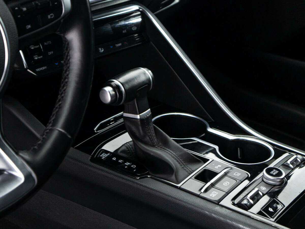 Купить Kia K5 с пробегом. Фото: #14