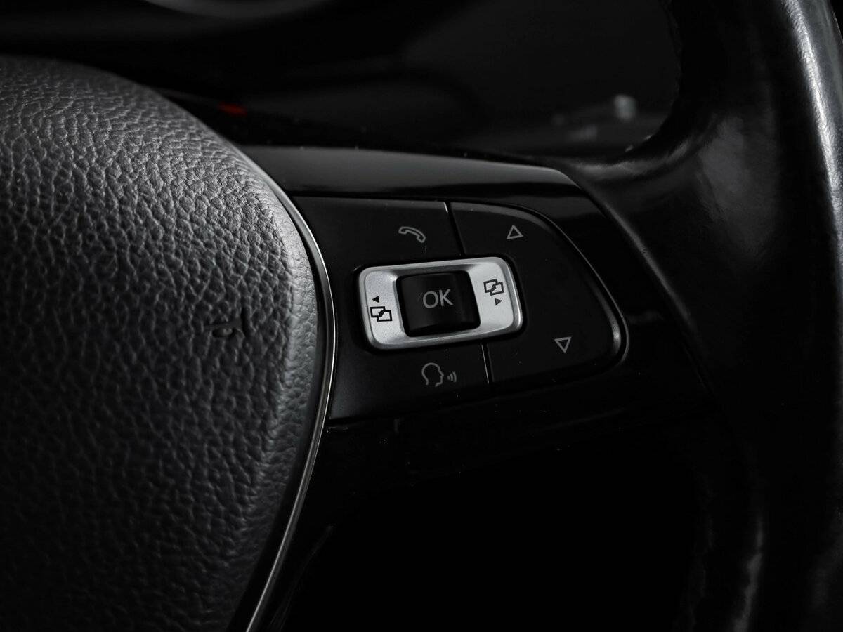 Купить Volkswagen Jetta с пробегом. Фото: #10