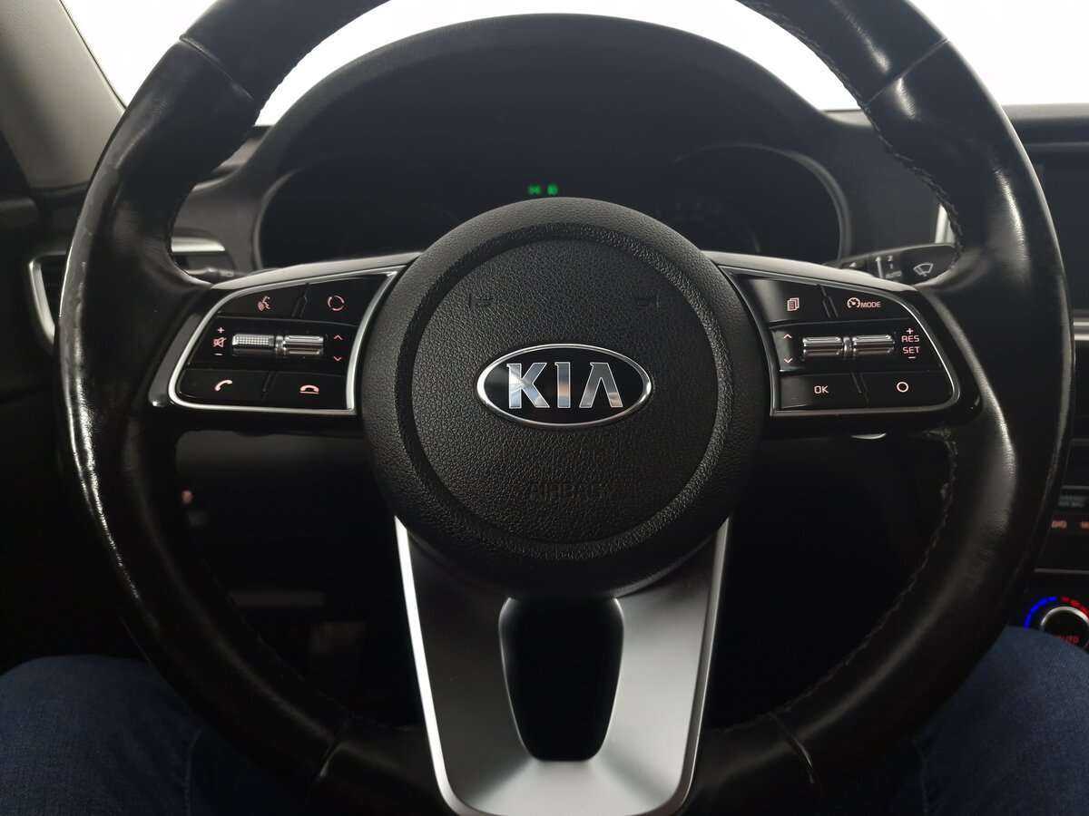 Купить Kia Optima с пробегом. Фото: #9