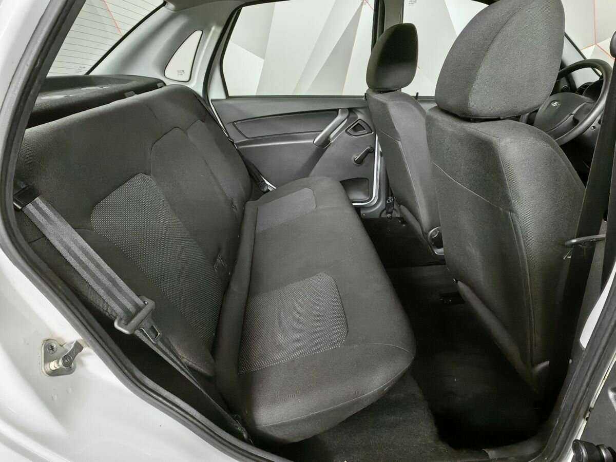 Купить Lada (ВАЗ) Granta с пробегом. Фото: #10