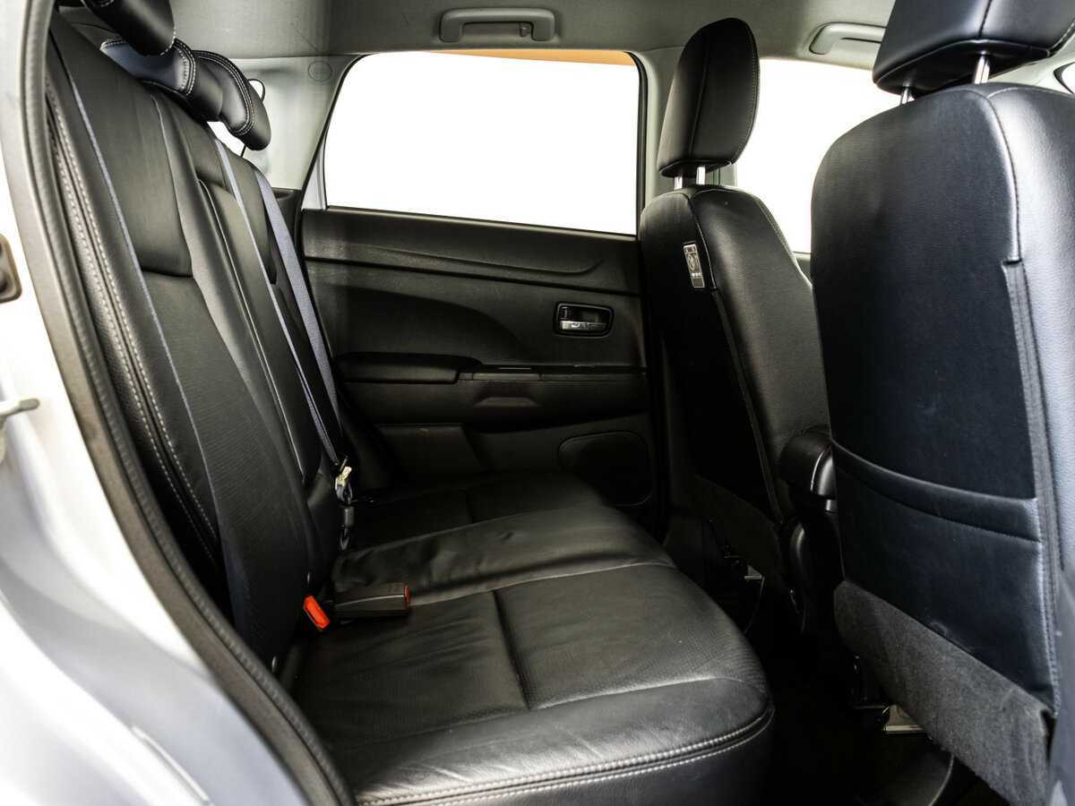 Купить Mitsubishi ASX с пробегом. Фото: #13
