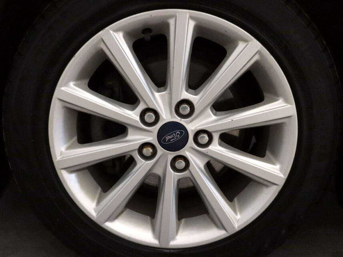 Купить Ford Focus с пробегом. Фото: #19