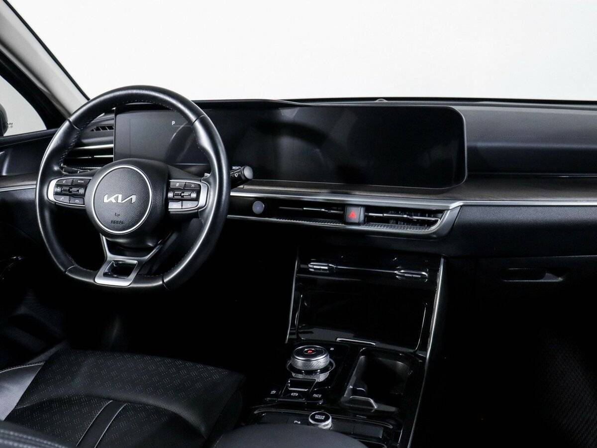 Купить Kia K5 с пробегом. Фото: #7