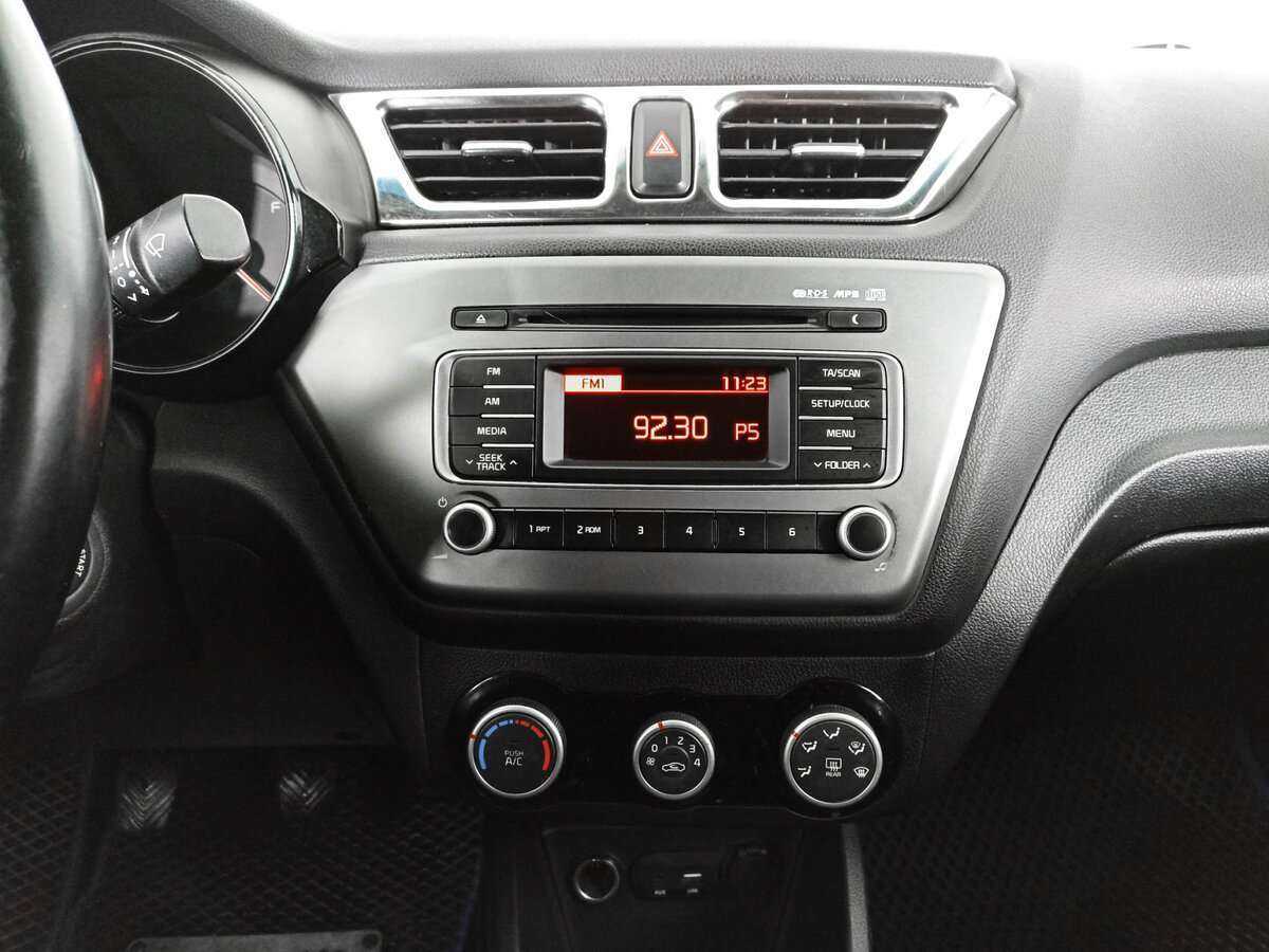 Купить Kia Rio с пробегом. Фото: #11