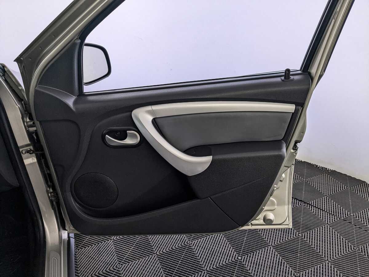 Купить Lada (ВАЗ) Largus с пробегом. Фото: #20