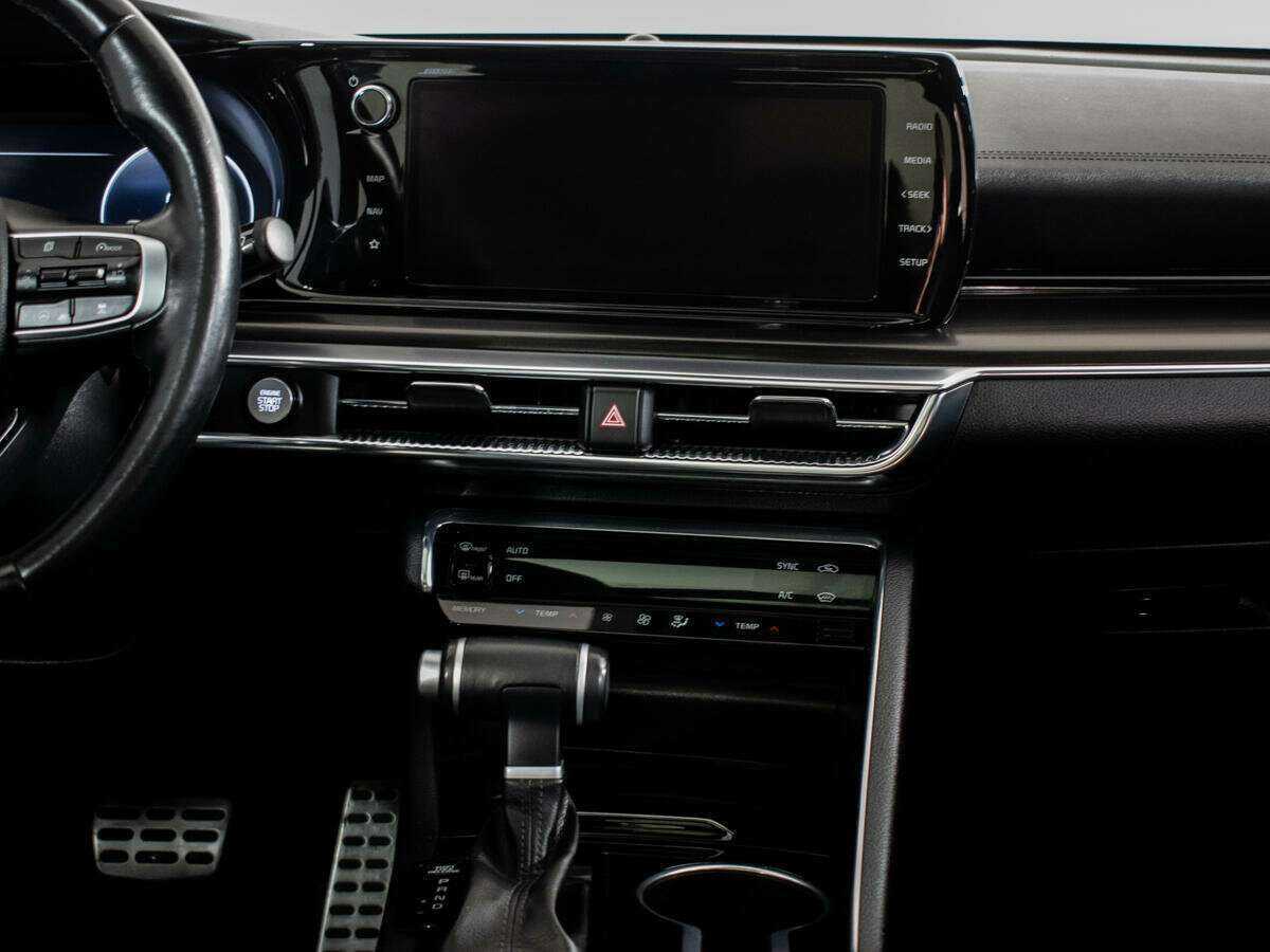 Купить Kia K5 с пробегом. Фото: #9