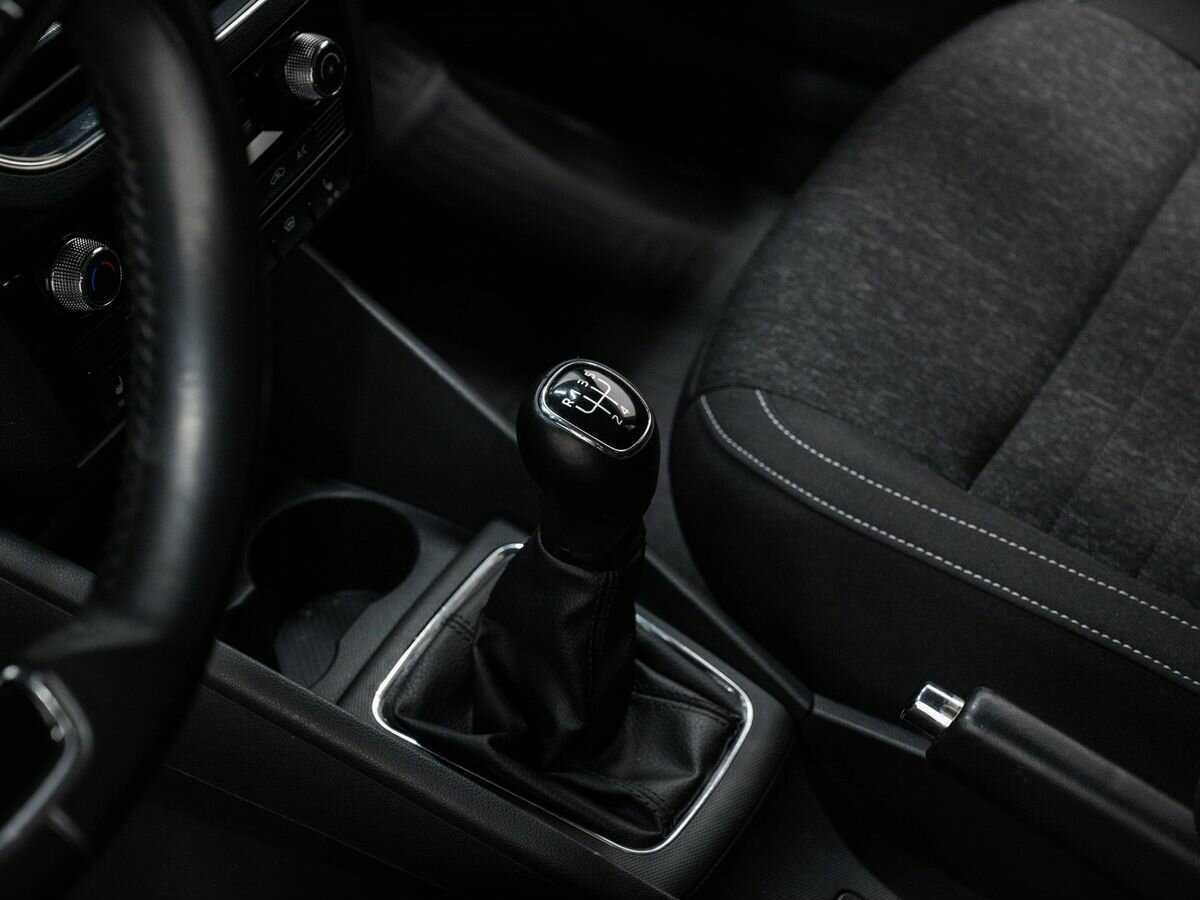 Купить Skoda Rapid с пробегом. Фото: #16