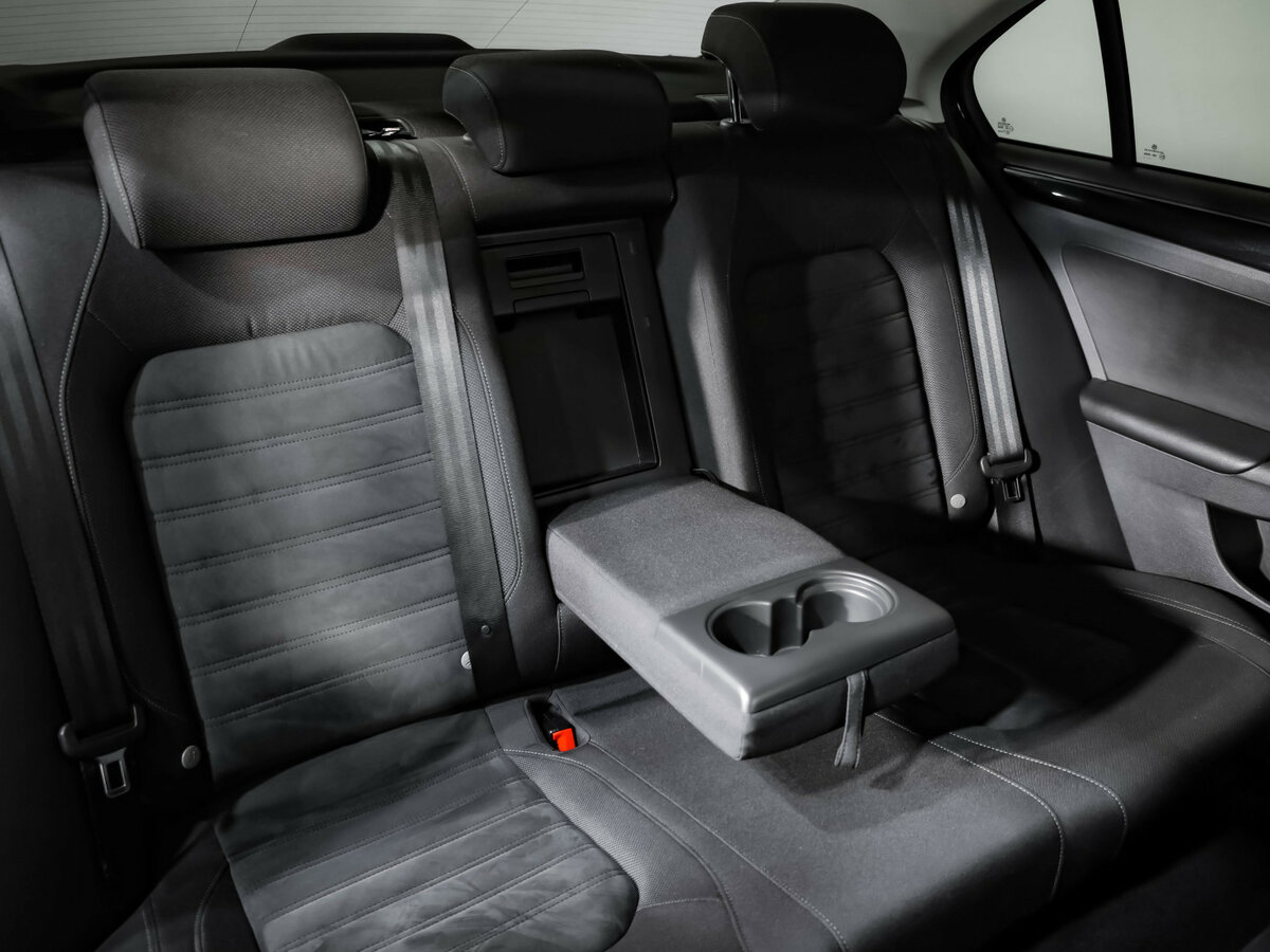 Купить Volkswagen Jetta с пробегом. Фото: #26