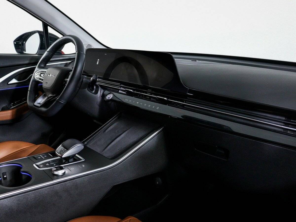 Купить OMODA C5 с пробегом. Фото: #8