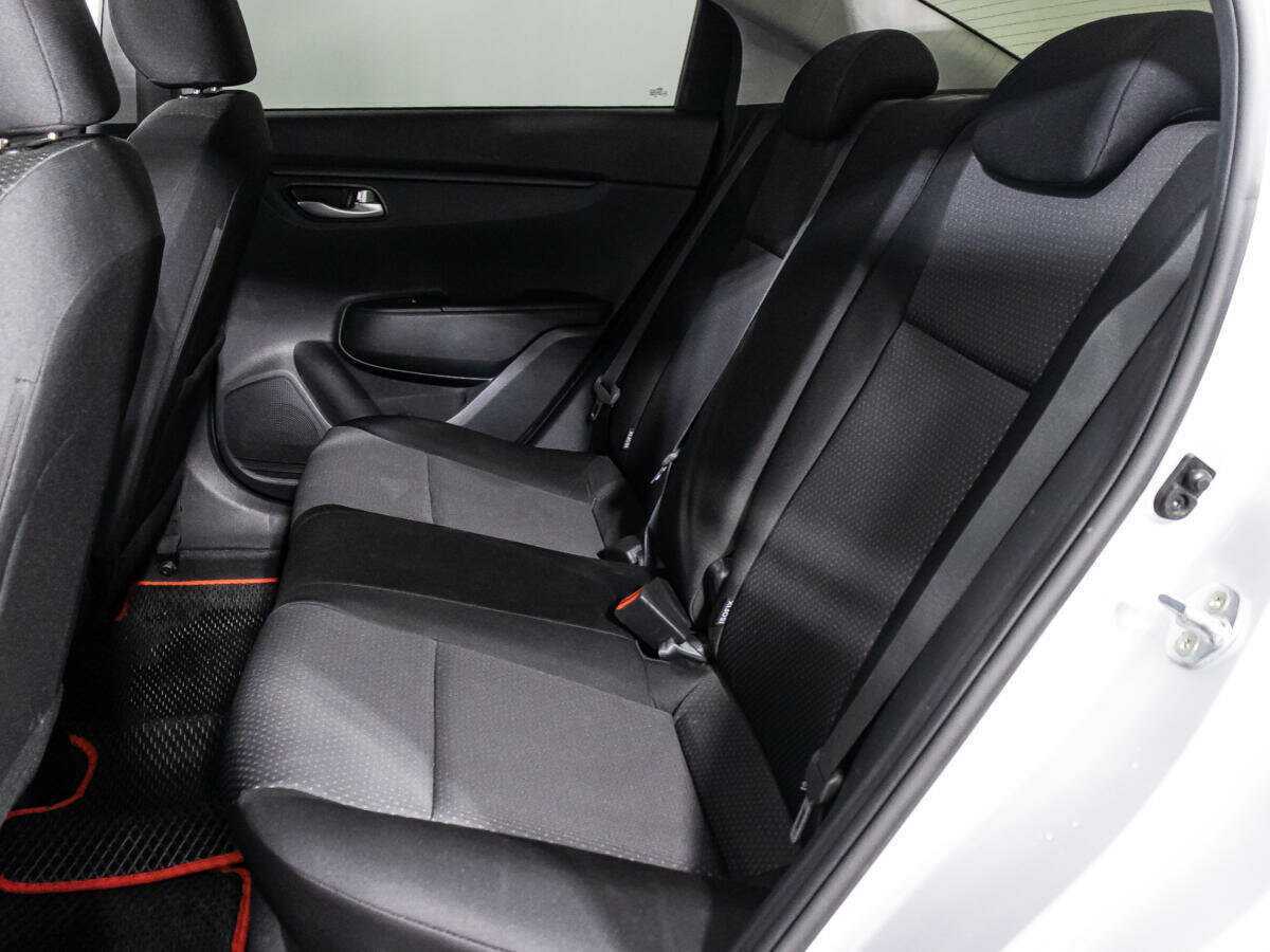 Купить Kia Rio с пробегом. Фото: #9